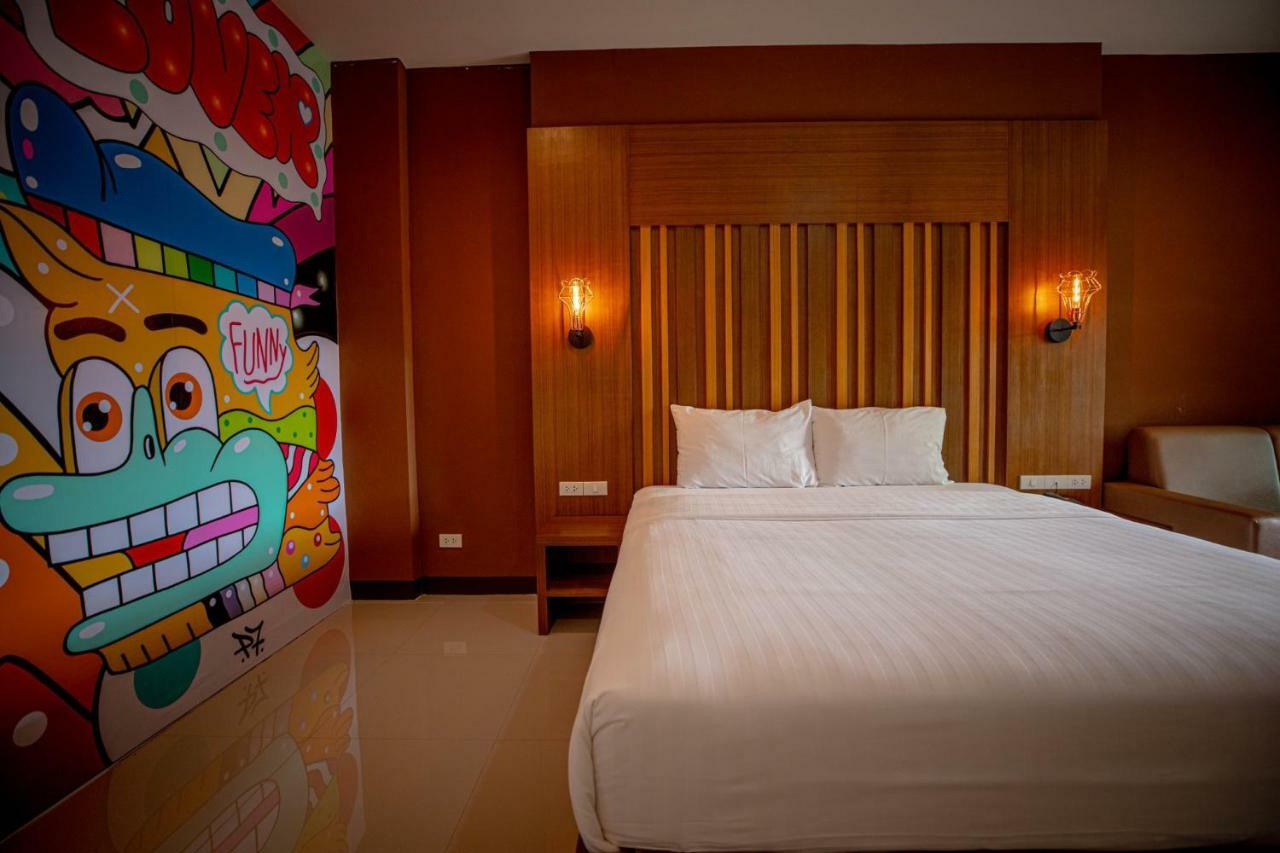 Smart Hotel Ban Lam Luk Ka Exteriör bild