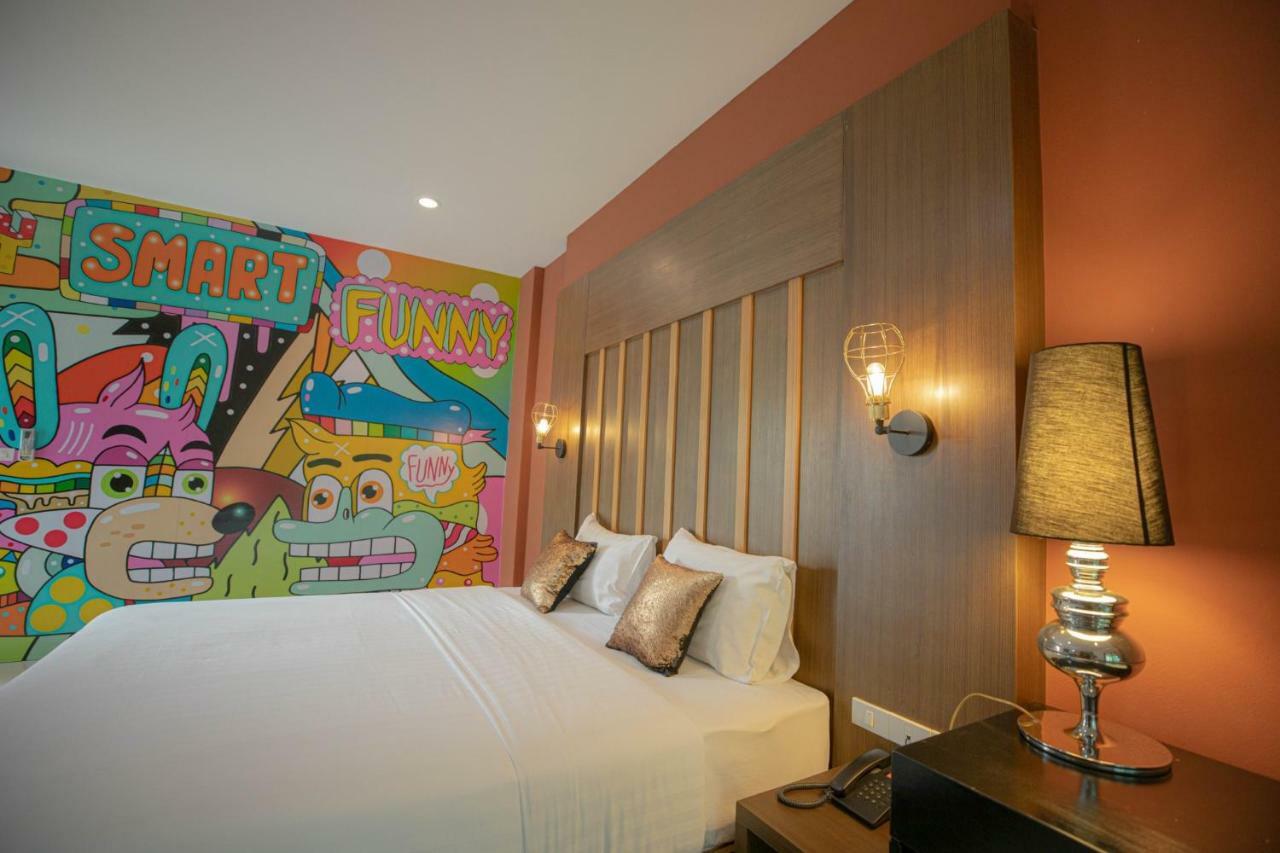 Smart Hotel Ban Lam Luk Ka Exteriör bild